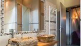 Hotel Aux Vieux Remparts Suite