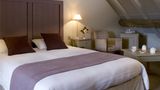 Hotel Aux Vieux Remparts Suite