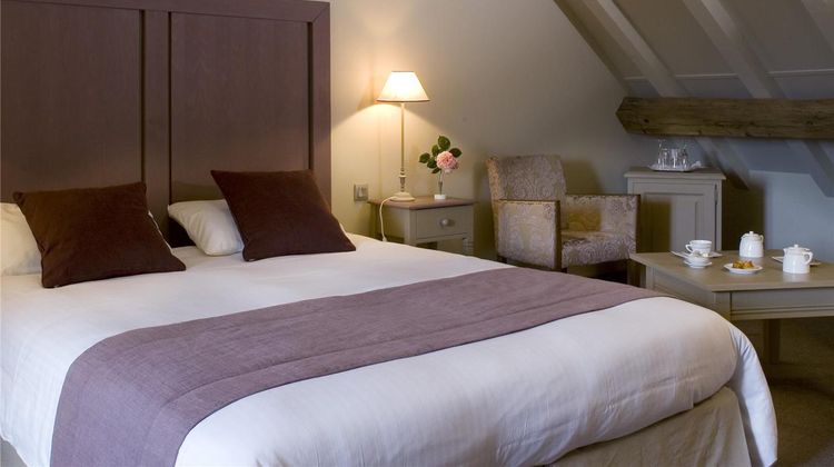 Hotel Aux Vieux Remparts Suite