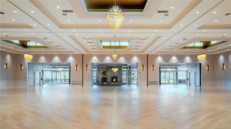 Sleepy Hollow Hotel & Conference Center Ballroom