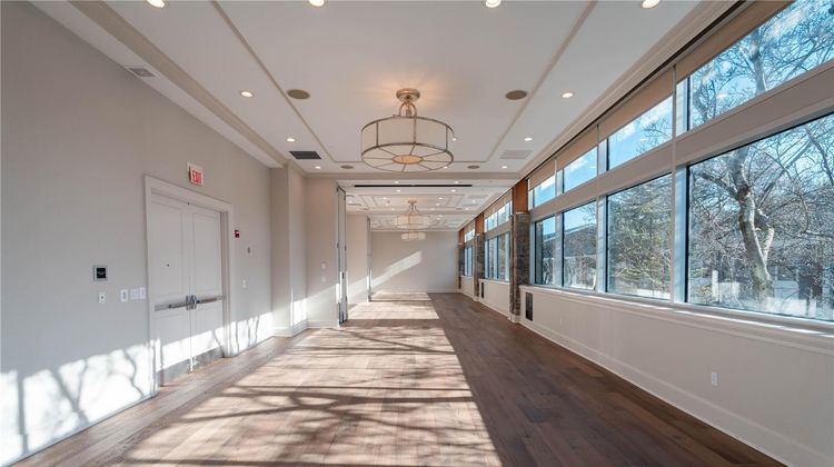 Sleepy Hollow Hotel & Conference Center Ballroom