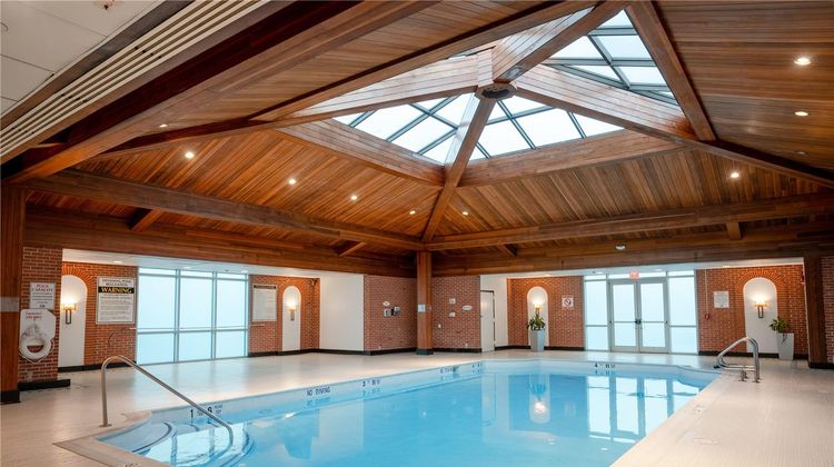 Sleepy Hollow Hotel & Conference Center Pool