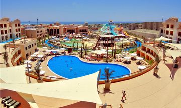 Aqua Hotel Resort & Spa