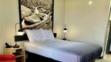 Super 8 by Wyndham Manchester Room