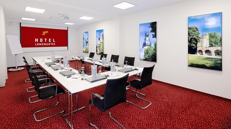 <b>Hotel Loewengarten Meeting</b>. Images powered by <a href="https://iceportal.shijigroup.com/" title="IcePortal" target="_blank">IcePortal</a>.