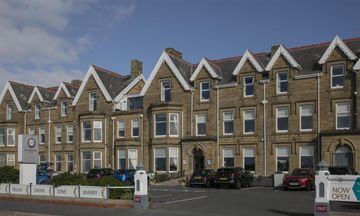 Glendower Hotel