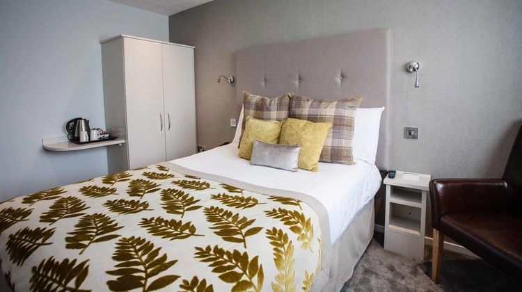Glendower Hotel Room