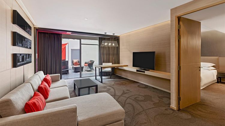 Paradox Bangkok Sukhumvit Suite