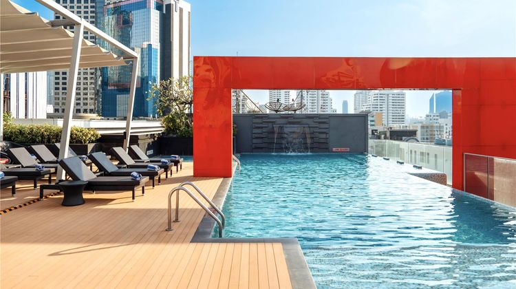 Paradox Bangkok Sukhumvit Pool