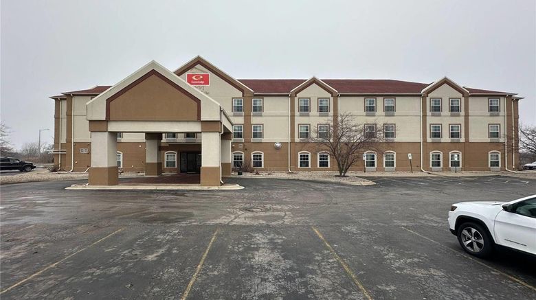 Econo Lodge Inn  and  Suites Monee Exterior. Images powered by <a href="https://iceportal.shijigroup.com" target="_blank" rel="noopener">Ice Portal</a>.