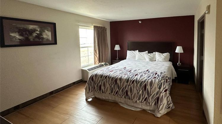 Econo Lodge Inn & Suites Monee Room