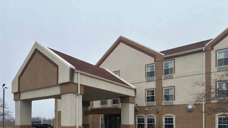 <b>Econo Lodge Inn & Suites Monee Exterior</b>. Images powered by <a href="https://iceportal.shijigroup.com/" title="IcePortal" target="_blank">IcePortal</a>.