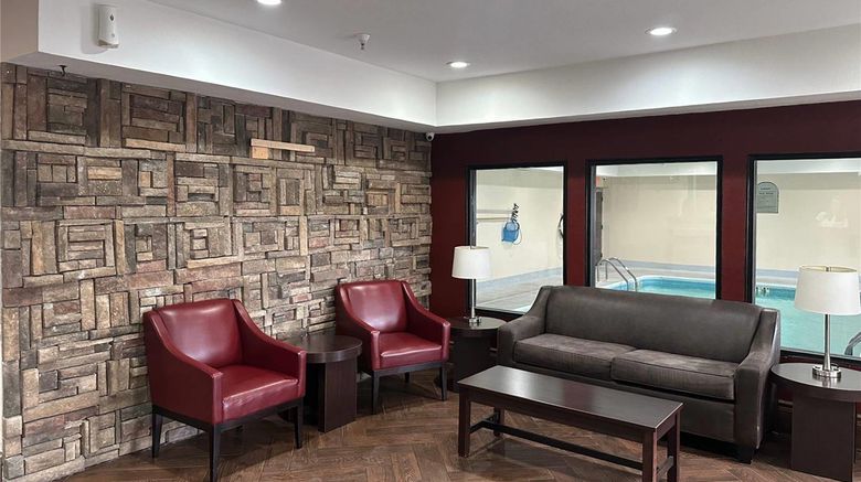 <b>Econo Lodge Inn & Suites Monee Lobby</b>. Images powered by <a href="https://iceportal.shijigroup.com/" title="IcePortal" target="_blank">IcePortal</a>.