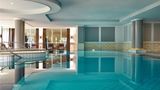 Loewen Hotel Pool