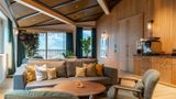 Loewen Hotel Meeting