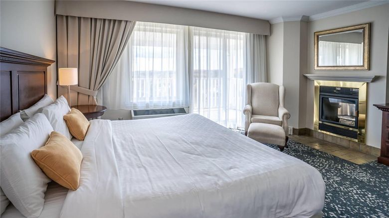 <b>Manoir des Sables Suite</b>. Images powered by <a href="https://iceportal.shijigroup.com/" title="IcePortal" target="_blank">IcePortal</a>.