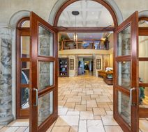 Hotel Brossard Lobby