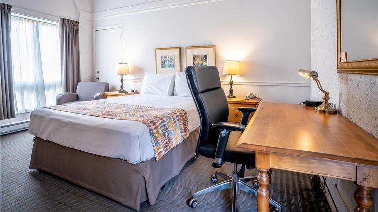 Hotel Cheribourg Room