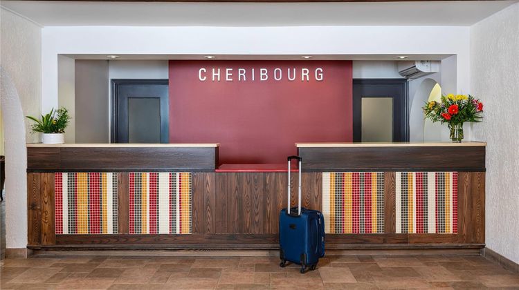 Hotel Cheribourg Lobby