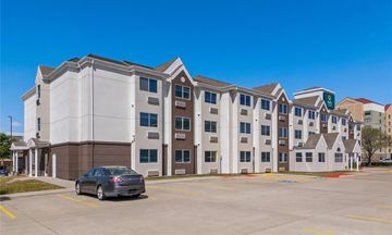 Microtel Inn & Suites Ft. Worth North