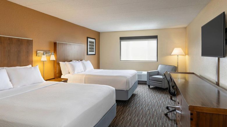 <b>Royle Hotel Milwaukee Arpt Room</b>. Images powered by <a href="https://iceportal.shijigroup.com/" title="IcePortal" target="_blank">IcePortal</a>.