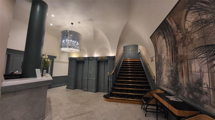 Hotel Paris Neuilly Lobby