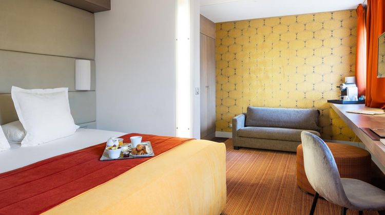 Hotel Paris Neuilly Room
