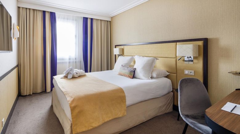 <b>Hotel Paris Neuilly Room</b>. Images powered by <a href="https://iceportal.shijigroup.com/" title="IcePortal" target="_blank">IcePortal</a>.