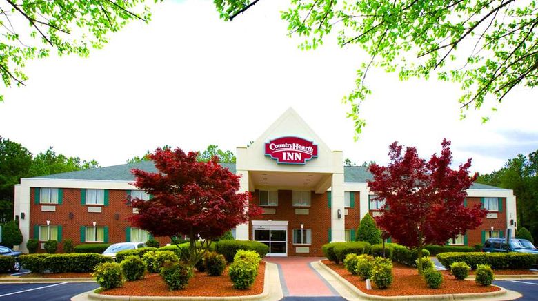 <b>Country Hearth Inn Exterior</b>. Images powered by <a href="https://iceportal.shijigroup.com/" title="IcePortal" target="_blank">IcePortal</a>.