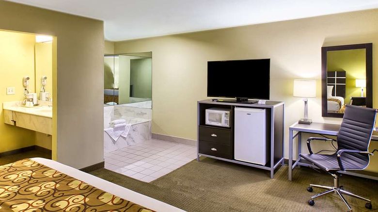 <b>Country Hearth Inn Room</b>. Images powered by <a href="https://iceportal.shijigroup.com/" title="IcePortal" target="_blank">IcePortal</a>.