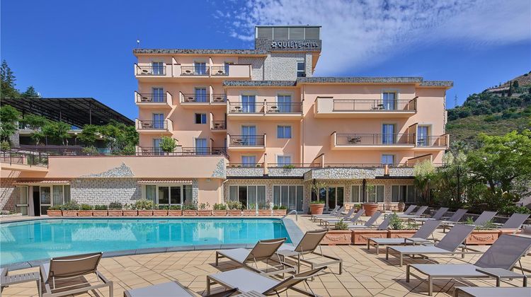 Hotel Diamond Pool