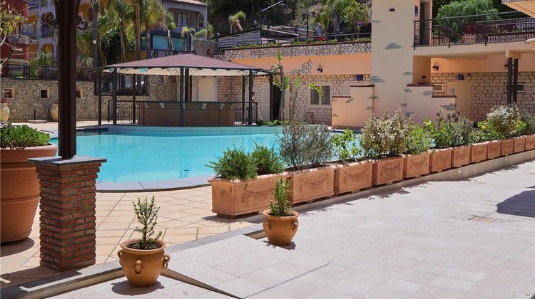 Hotel Diamond Pool