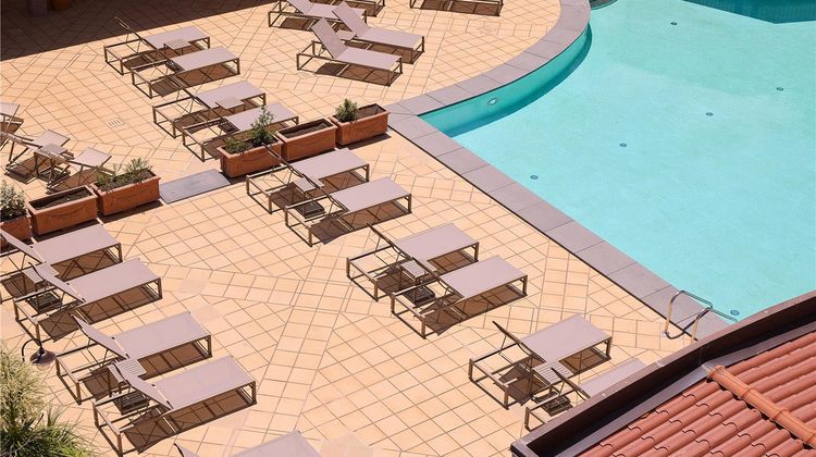 Hotel Diamond Pool