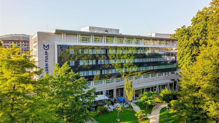 Hotel Le Riviera Exterior