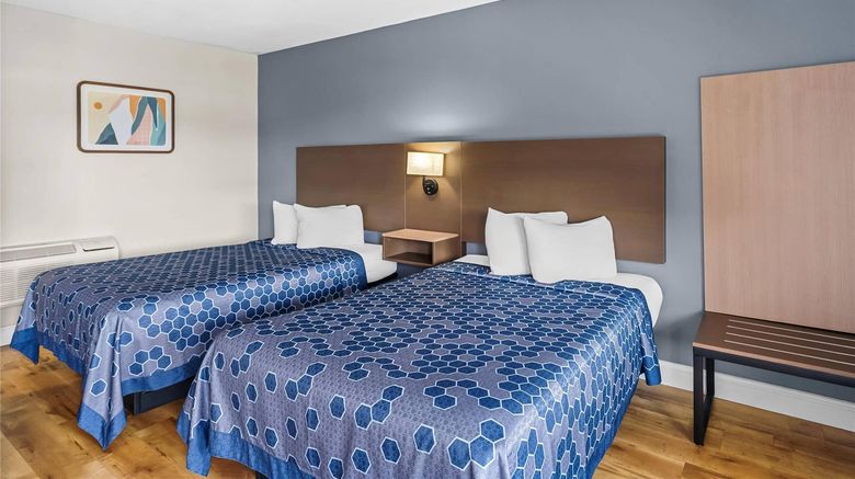 <b>Rodeway Inn Somerset Room</b>. Images powered by <a href="https://iceportal.shijigroup.com/" title="IcePortal" target="_blank">IcePortal</a>.
