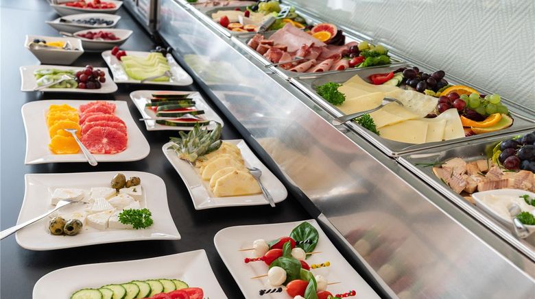 <b>Comfort Hotel Bad Homburg Restaurant</b>. Images powered by <a href="https://iceportal.shijigroup.com/" title="IcePortal" target="_blank">IcePortal</a>.
