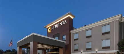 La Quinta Inn & Suites Nacogdoches Exterior