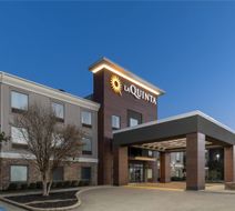 La Quinta Inn & Suites Nacogdoches Exterior