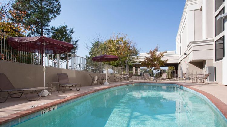 Wyndham Grand Executive Center Pool