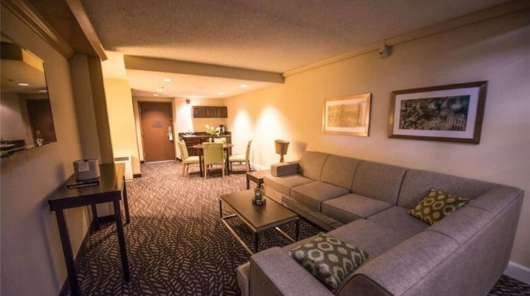 Wyndham Grand Executive Center Room