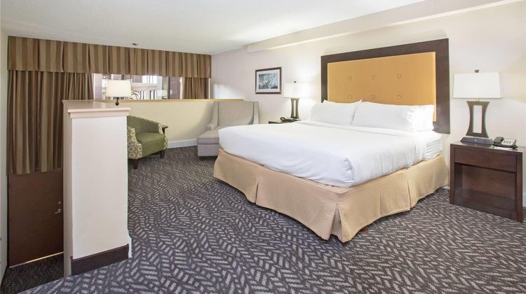 Wyndham Grand Executive Center Suite