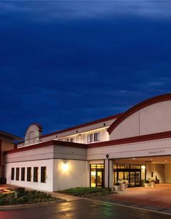 Wyndham Grand Executive Center