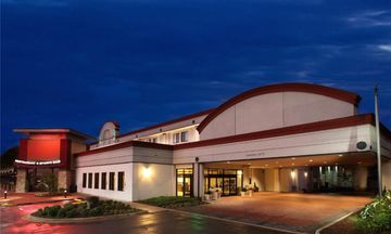 Wyndham Grand Executive Center
