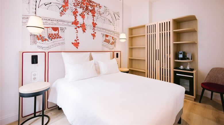 <b>Hotel Majestic Room</b>. Images powered by <a href="https://iceportal.shijigroup.com/" title="IcePortal" target="_blank">IcePortal</a>.
