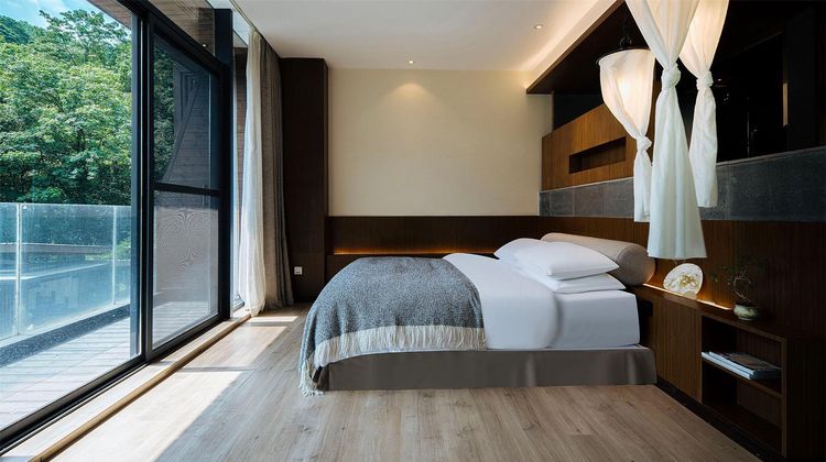 Zuowang Hotel Room