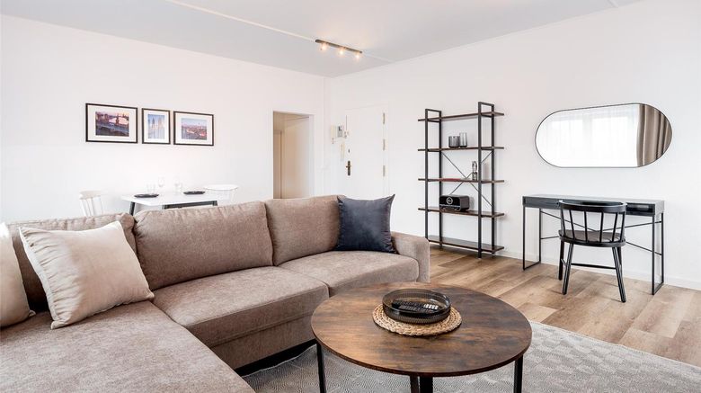 <b>Apartments am Brandenburger Other</b>. Images powered by <a href="https://iceportal.shijigroup.com/" title="IcePortal" target="_blank">IcePortal</a>.