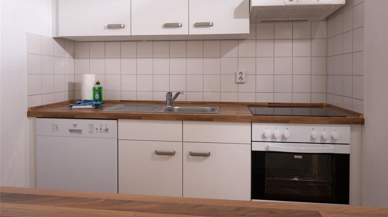 <b>Apartments am Brandenburger Suite</b>. Images powered by <a href="https://iceportal.shijigroup.com/" title="IcePortal" target="_blank">IcePortal</a>.