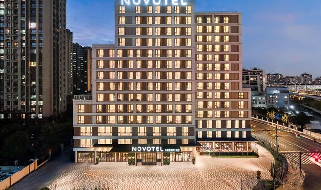 Novotel Living Shanghai Xuhui Riverside Exterior