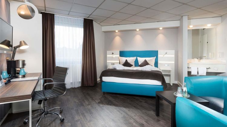 ibis Styles Cologne Airport Troisdorf Room
