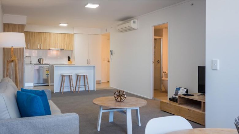<b>Annexe Apartments Suite</b>. Images powered by <a href="https://iceportal.shijigroup.com/" title="IcePortal" target="_blank">IcePortal</a>.